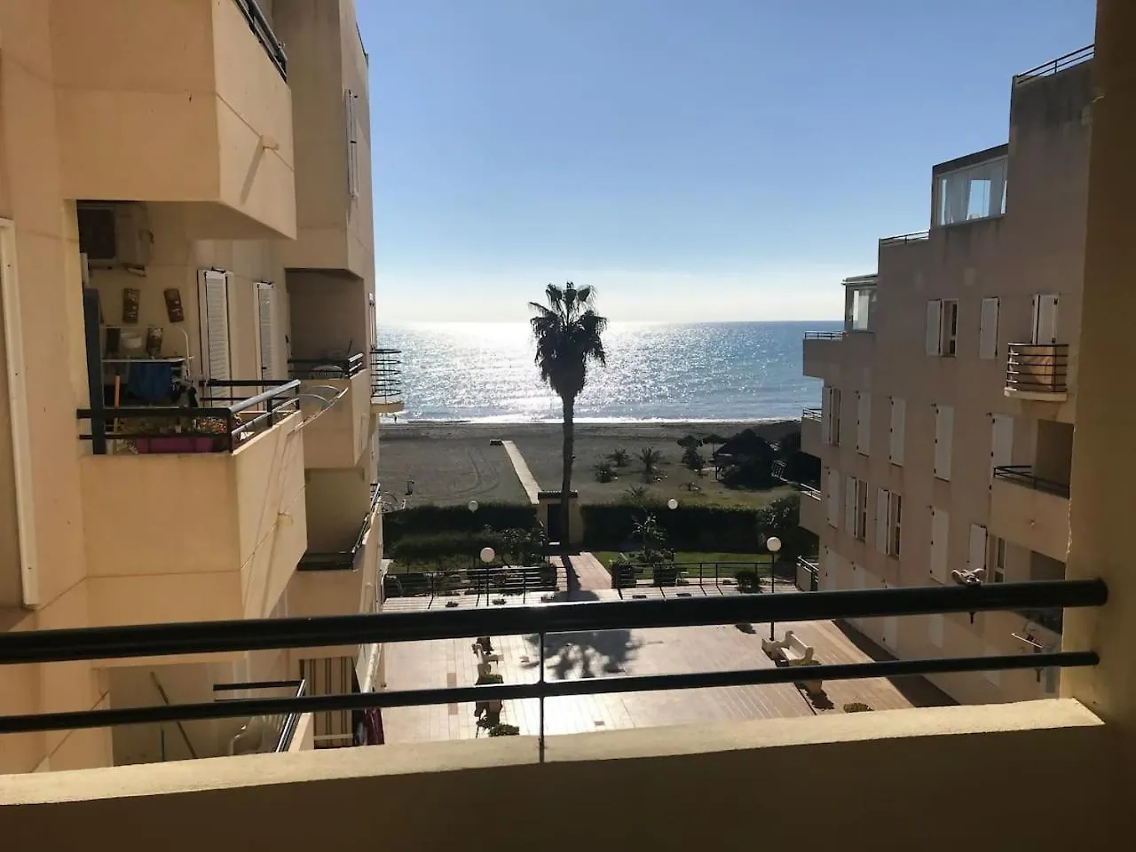 Espectacular Residencial En 1A Linea Con Piscina Apartment Benajarafe 0*,  Spain