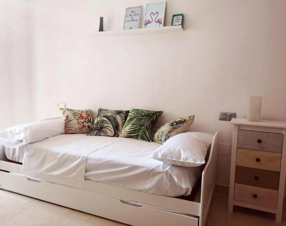 Espectacular Residencial En 1A Linea Con Piscina Apartment Benajarafe